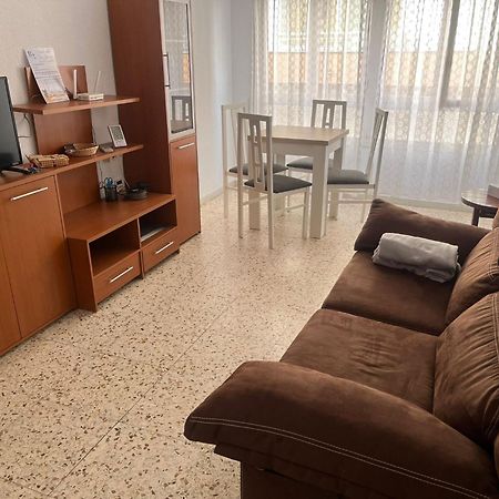 Uroczy Apartament Przy Playa De Los Locos Torrevieja Exterior photo