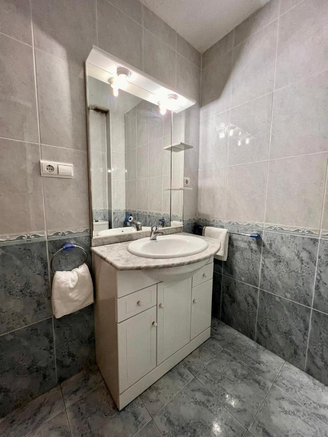 Uroczy Apartament Przy Playa De Los Locos Torrevieja Exterior photo
