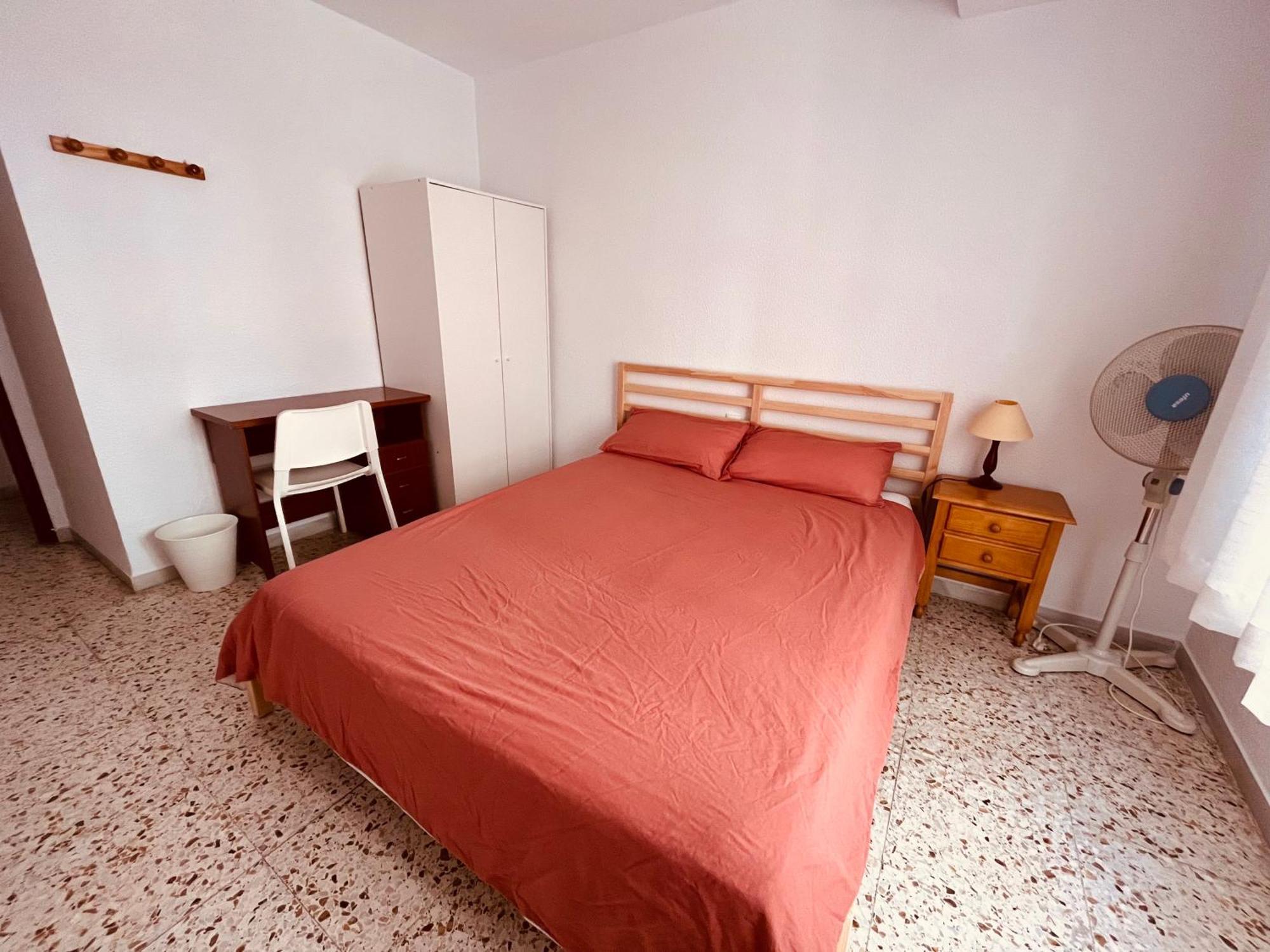 Uroczy Apartament Przy Playa De Los Locos Torrevieja Exterior photo