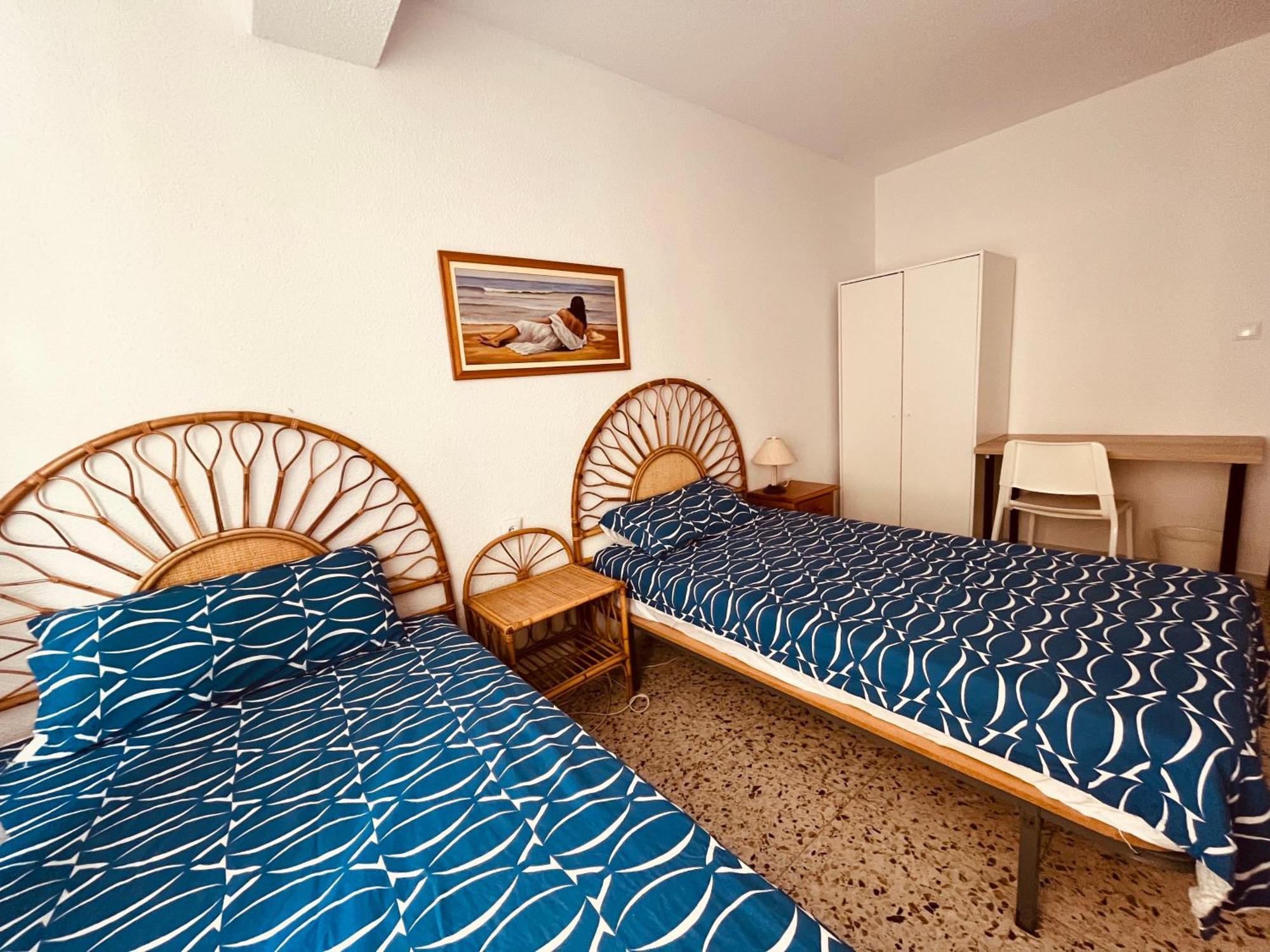 Uroczy Apartament Przy Playa De Los Locos Torrevieja Exterior photo